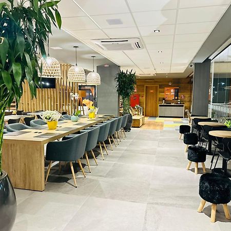 Hotel 10 Сорисо Екстериор снимка